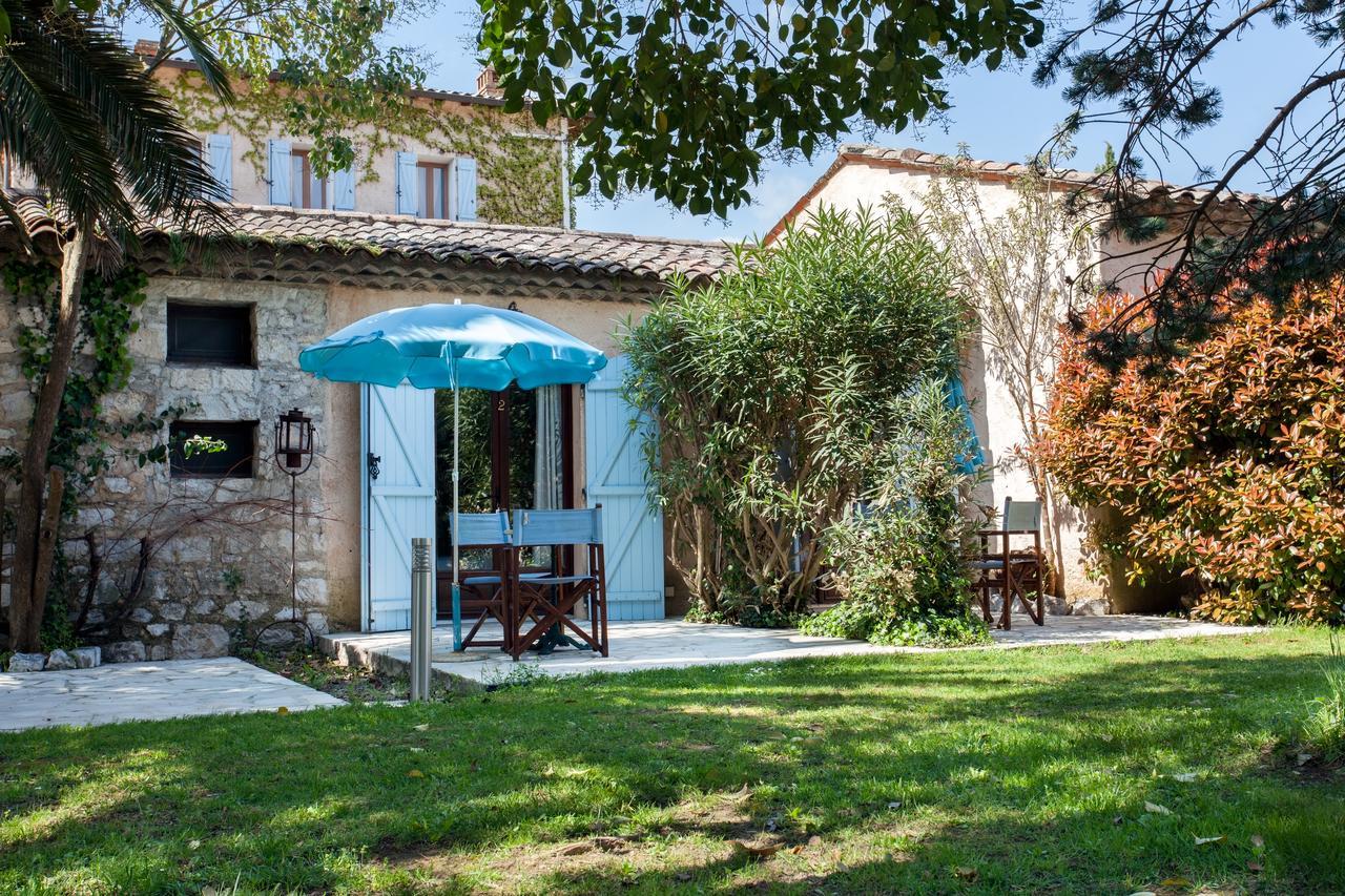 Le Mas Shabanou Bed and Breakfast Roquefort-les-Pins Exteriör bild
